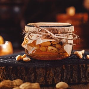 თაფლი მიწის თხილით 130 გრ