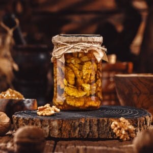 თაფლი ნიგვზით 340 გრ